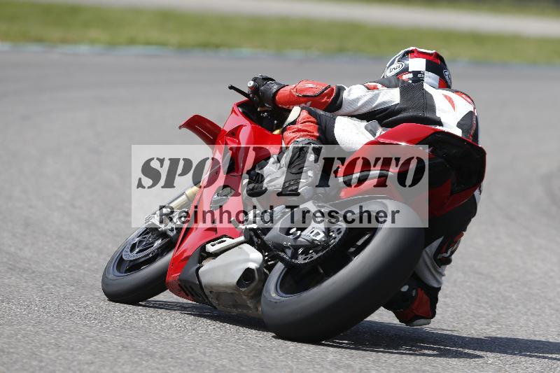 /27 12.06.2025 Ducati Schweiz Trackday Warmup  ADR/gelb-jeaune/44